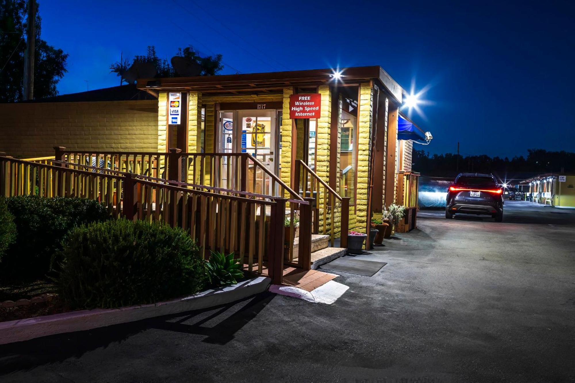 Hitching Post Studios Inn Santa Cruz Kültér fotó