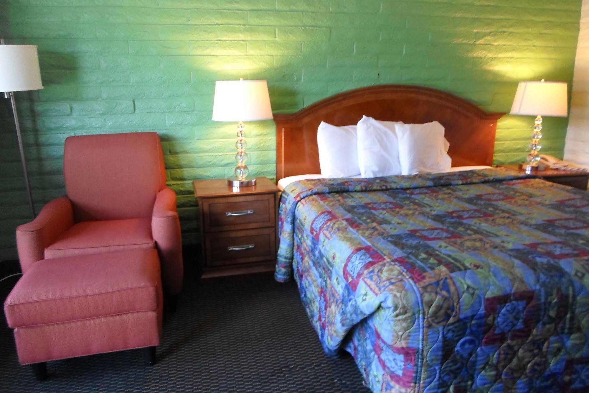Hitching Post Studios Inn Santa Cruz Kültér fotó